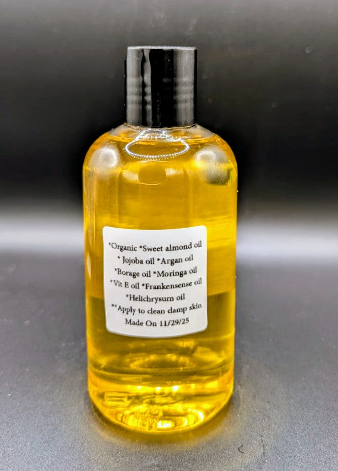 Hydrating Body Oil with Herbs for Pain Relief and Healthy Veins